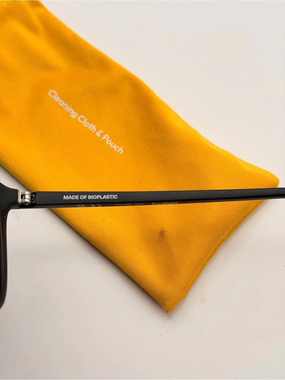 Arnette Sunglasses, excellent, cover included